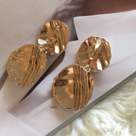 Zara statement earrings - Picture 3 of 6